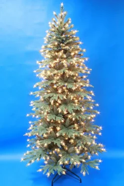 Neuman Tree 7' Highland Slim^ Pre-Lit