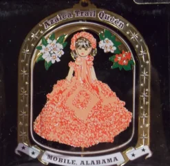 Robert Moore and Company Azalea Trail Ornaments^ Stocking / Skirt