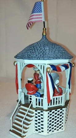 Department 56 Cic, Gazebo Music Box "Stars And Stripes Forever", 56.55502, Christmas In The City^ Stocking / Skirt