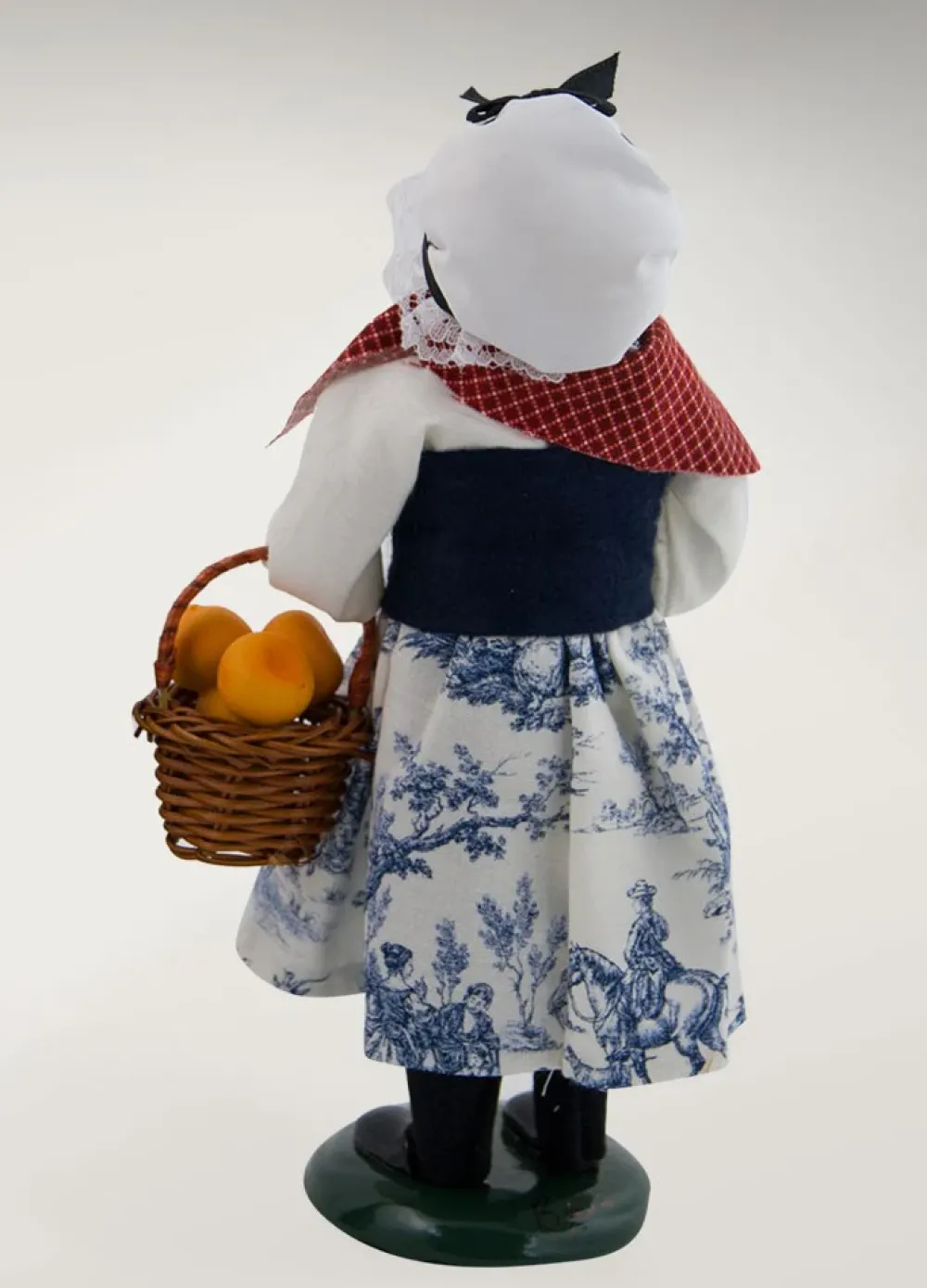 Byers Choice Cries Of London, Girl With Oranges, , 4322D^ Byers Choice Carolers