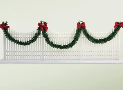 Byers Choice Decorated Picket Fence, , 623^ Clothtique/Fabriche Santas