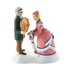 Store Long Live The Queen Dickens Village