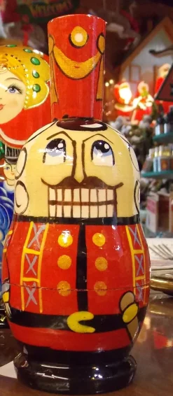 ALSH Nesting Soldier/Nutcracker Dolls,^ Nutcrackers/Smokers