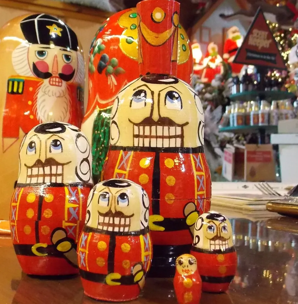 ALSH Nesting Soldier/Nutcracker Dolls,^ Nutcrackers/Smokers